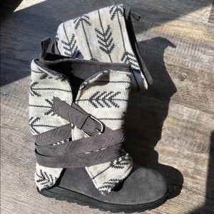 Muk Luk boots